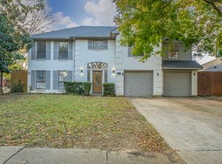 4377 Carolina St, Grand Prairie, TX 75052