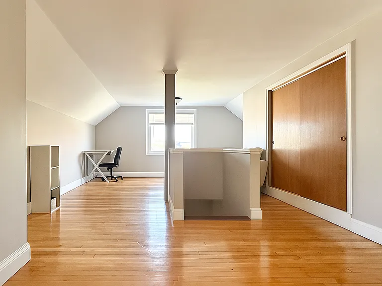 128 Lawrence St #B — Photo 10
