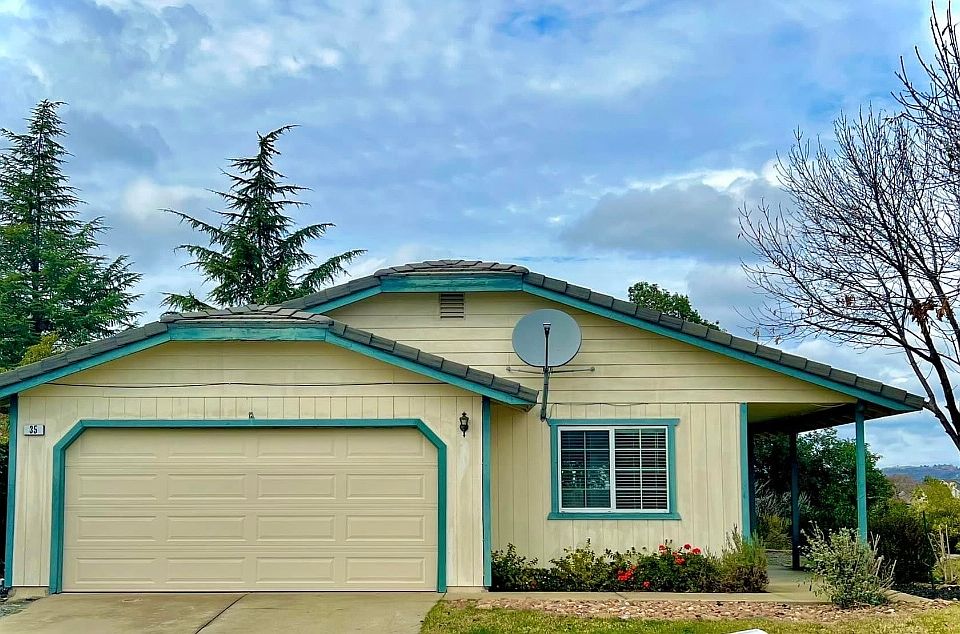 1st image of 35 Pelican Pl