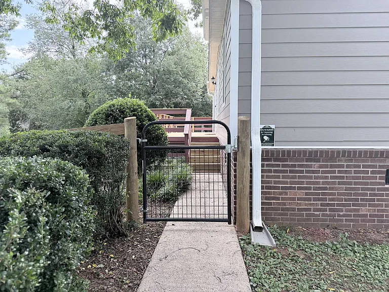 129 Redwood Ln — Photo 34