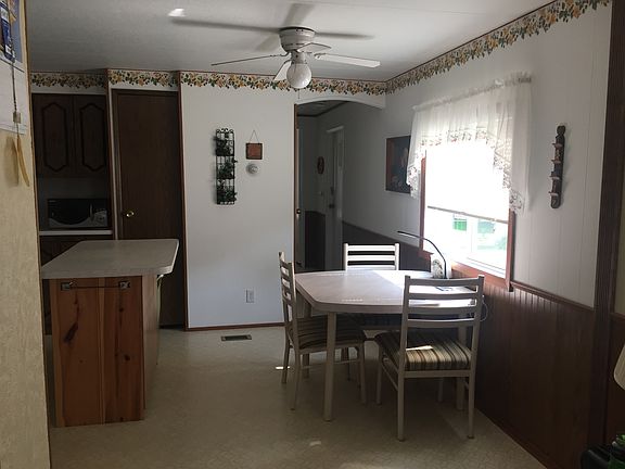 Kitchen centerisland