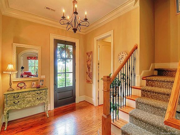 4th image of 5114 Englefield Way #19B