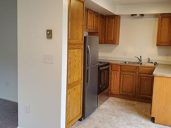 4th image of 1020 E Sheridan Ave