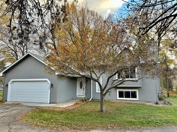 7395 Williams Ln, Eden Prairie, MN 55346