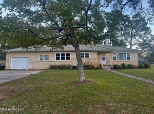 35 54th St, Gulfport, MS 39507