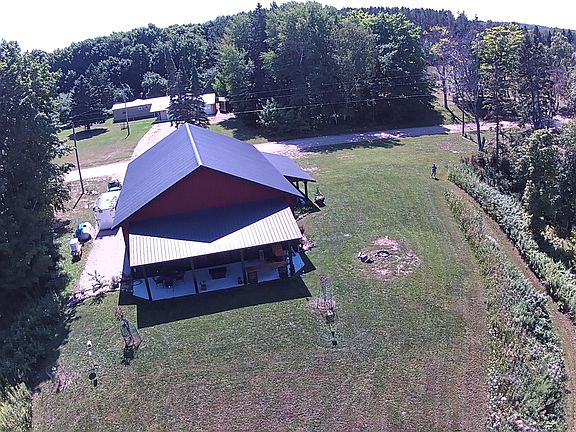 3rd image of 21640 E Ridge Rd