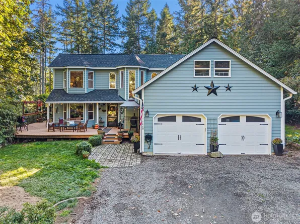 7869 Outback Avenue NW, Silverdale, WA 98383