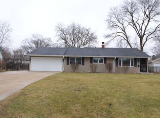 267 Pine Tree Row, Lake Zurich, IL 60047