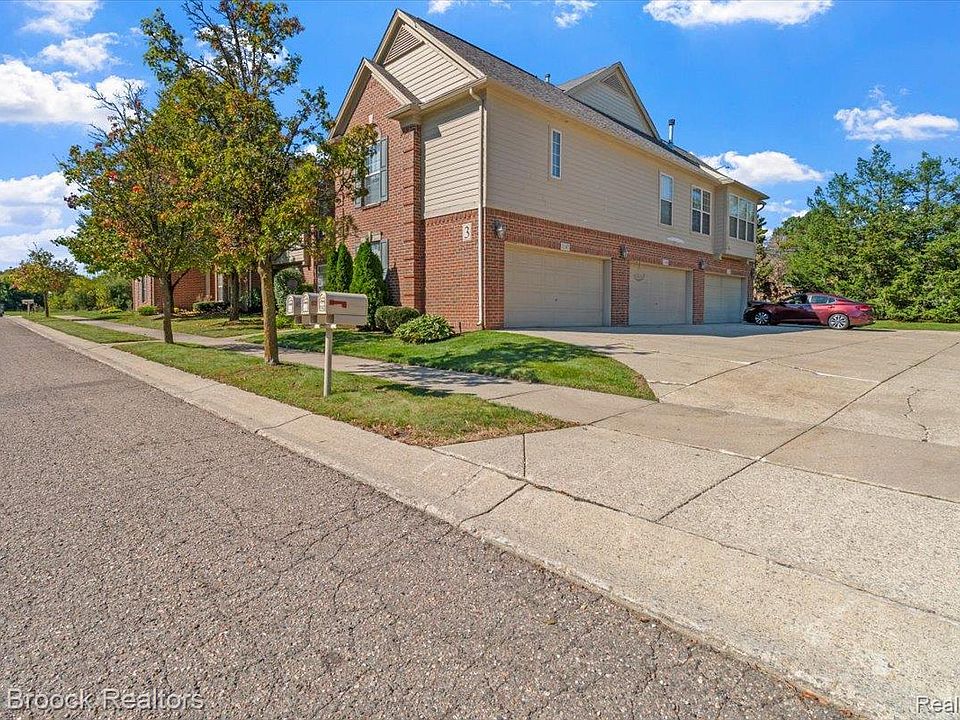 1151 Chestnut St, photo 2