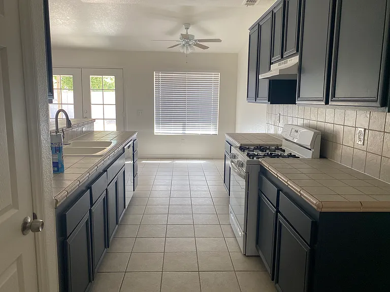 12243 Silver Arrow Way — Photo 8