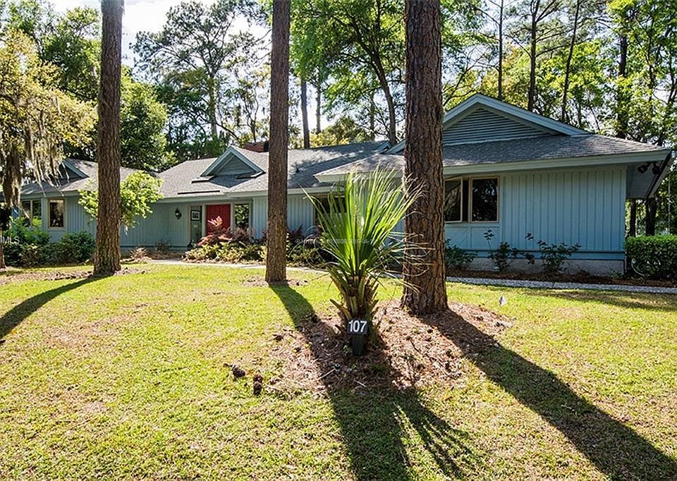 1st image of 107 Moss Creek Dr