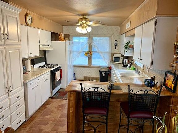 3rd image of 111 Alice St