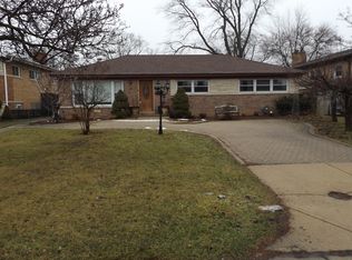 7323 N Kenneth Ave, Lincolnwood, IL 60712