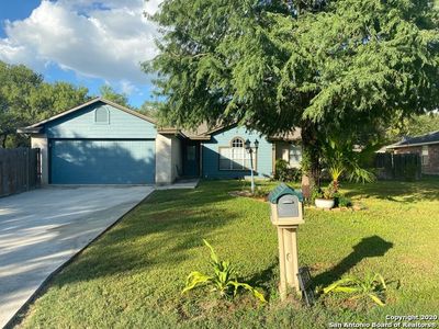 613 Hon Ave, Jourdanton, TX, 78026