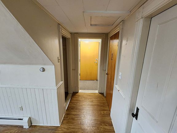 2nd image of 86 Raymond St #3