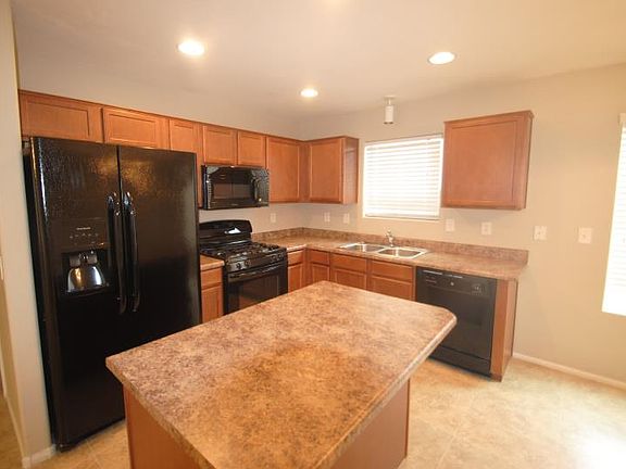 5th image of 457 E Penny Ln