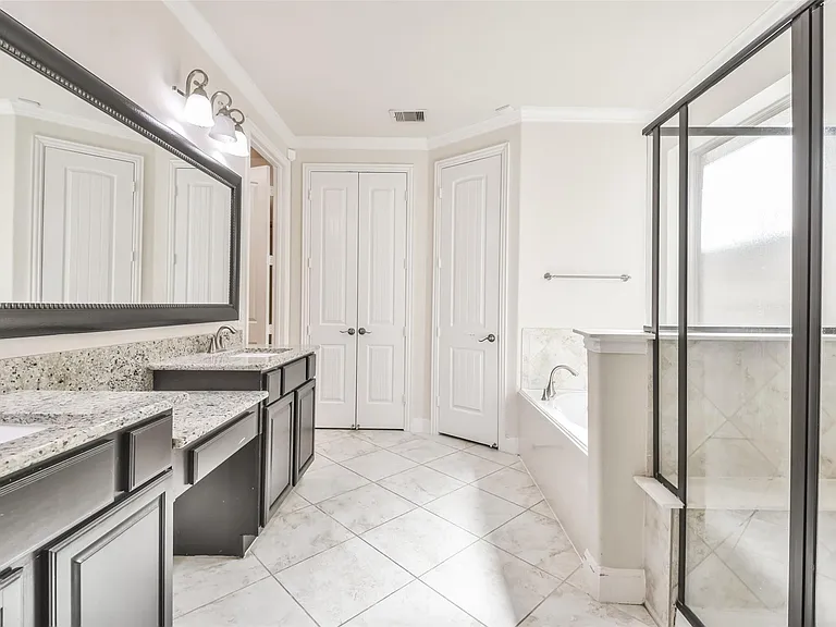 10403 Monticello Hill Dr — Photo 28