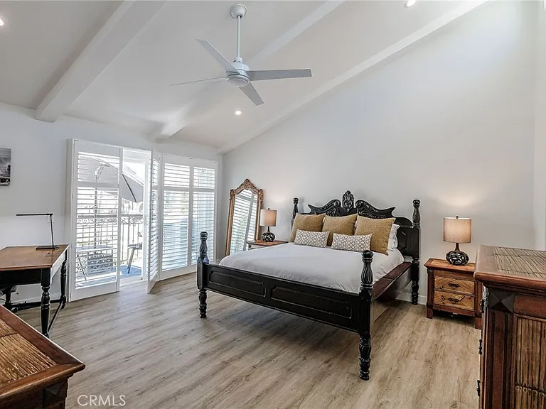 1219 S Catalina Ave — Photo 24