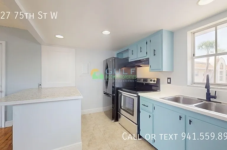 2727 75th St W — Photo 10