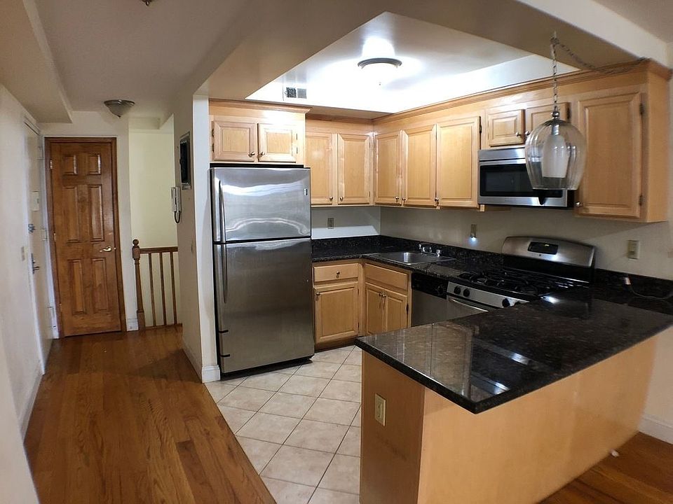 1st image of 319 W 101st St #B
