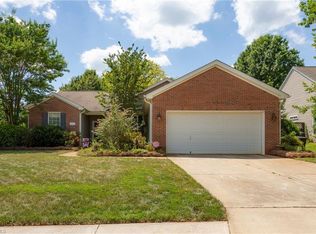 6046 Glen Way Dr, Winston Salem, NC 27107