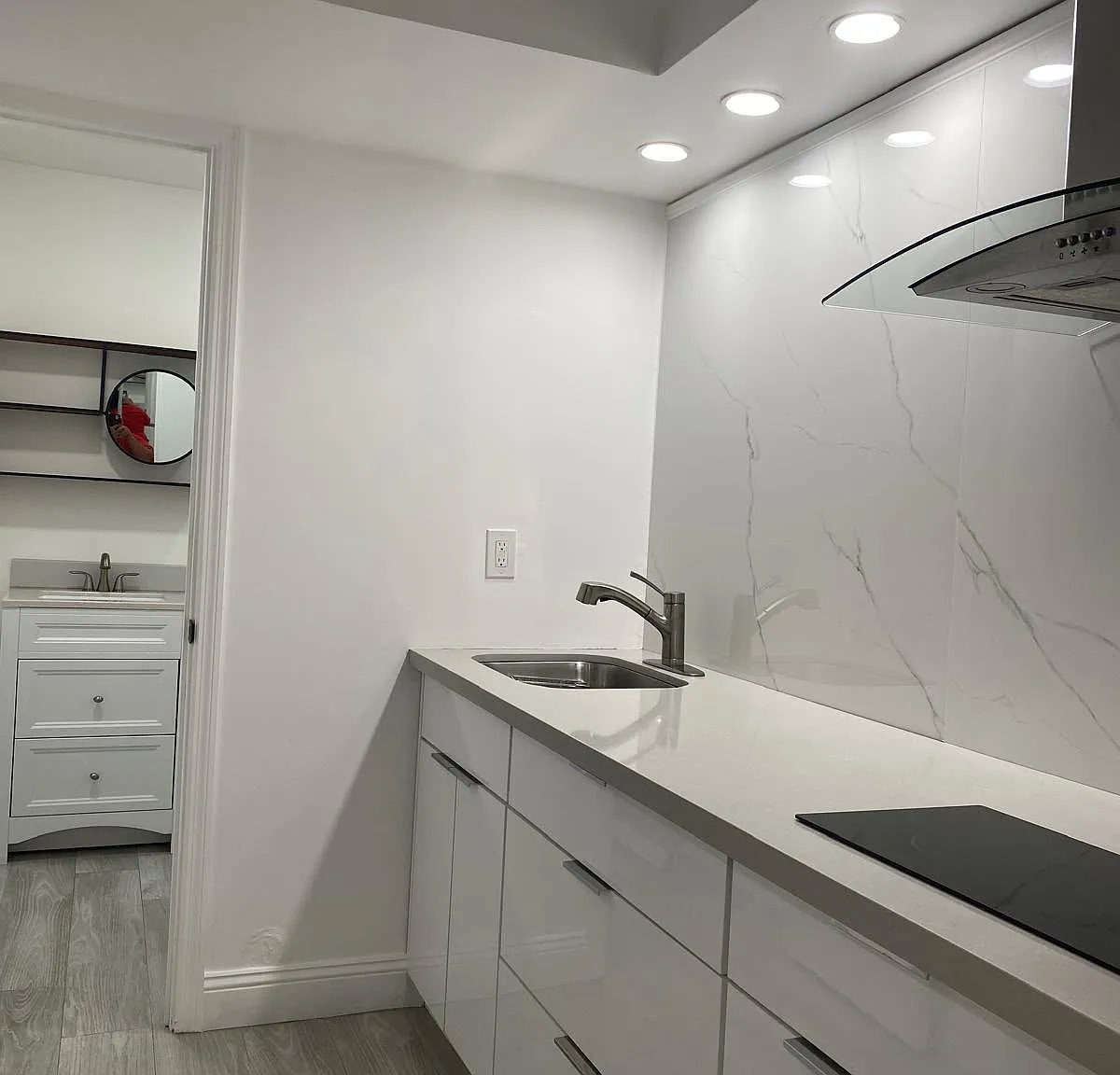 1 bed, 419 sqft, $1,300 — Photo 2