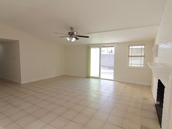 3rd image of 610 E Florence Ave
