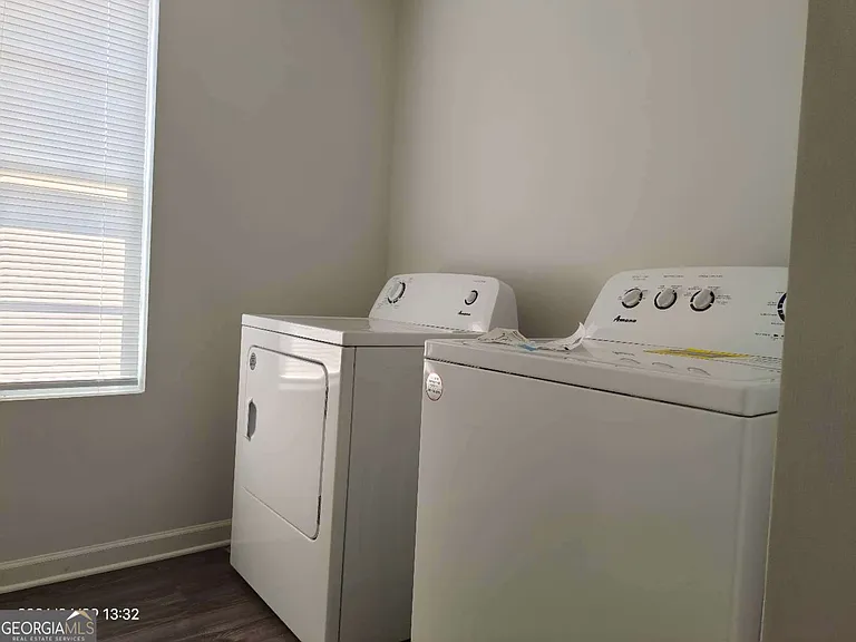 538 Pemberton St — Photo 13