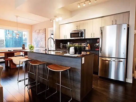 4th image of 10226 104th St NW #1504