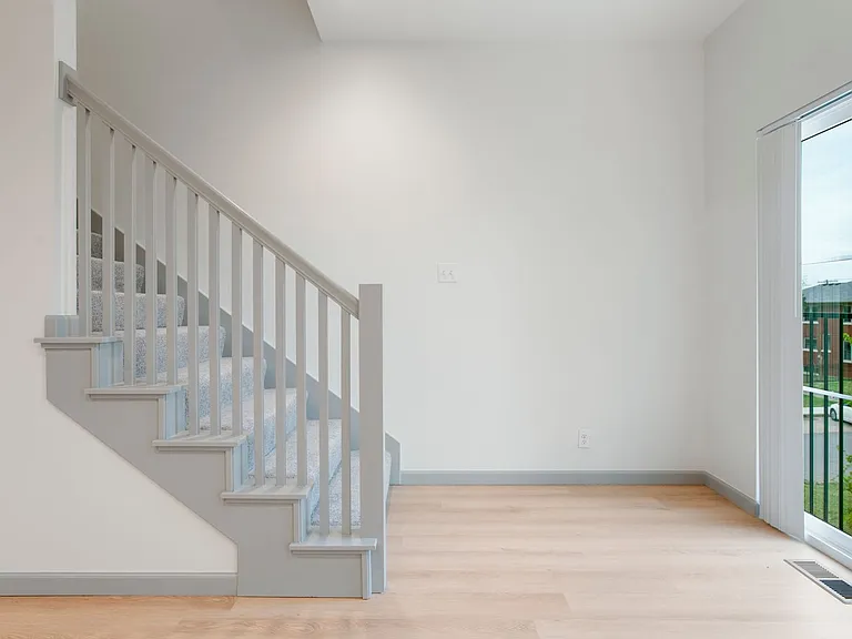 Quaker Condos - $300 Off Immediate Move-Ins! — Photo 35