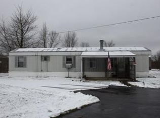 147 Black Hill Rd, Franklin, PA 16323