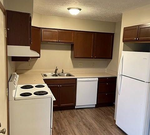 5th image of 3616 Scarberry Dr
