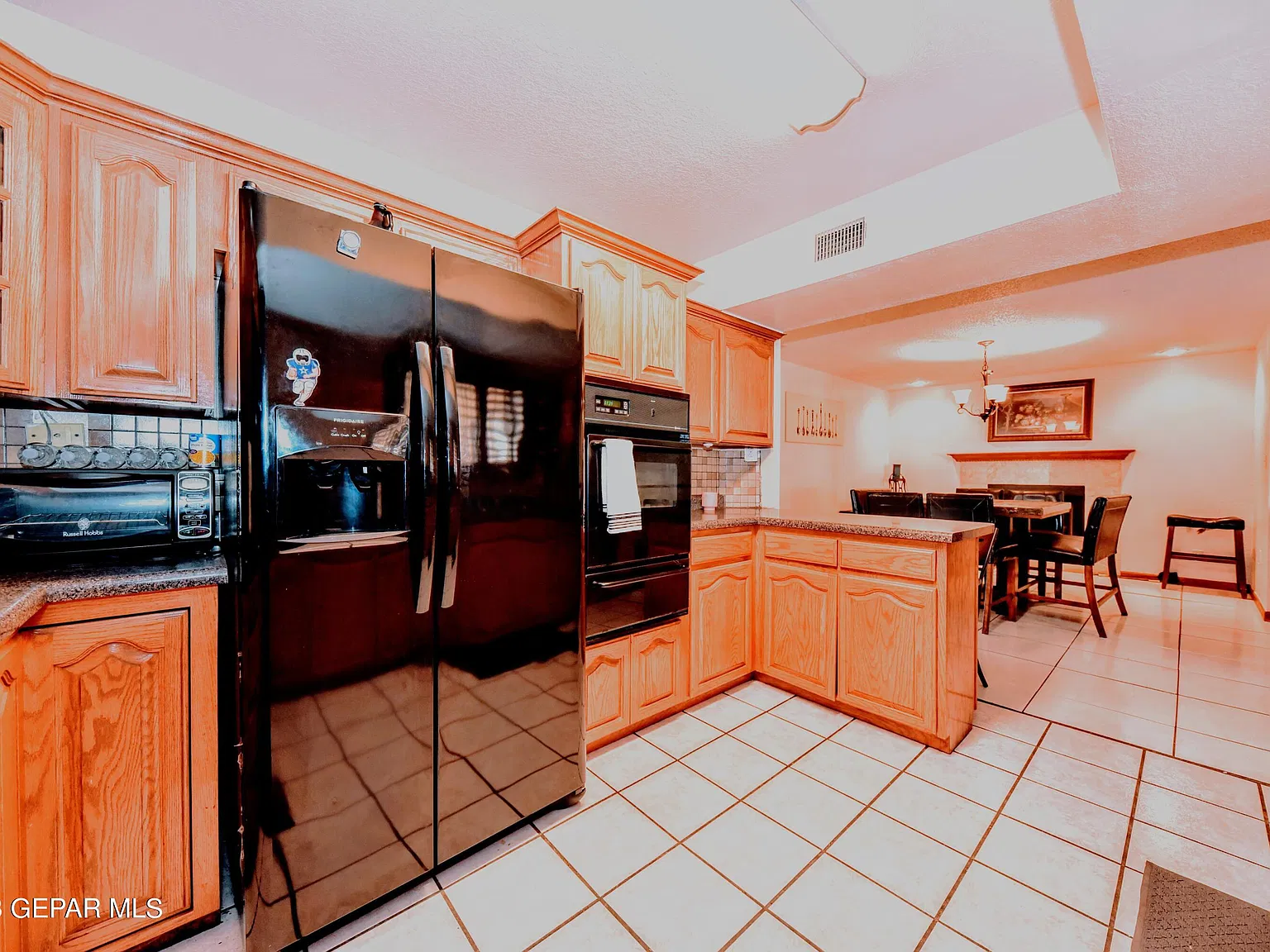 4 bed, 2.5 bath, 2446 sqft, $2,150 — Photo 2