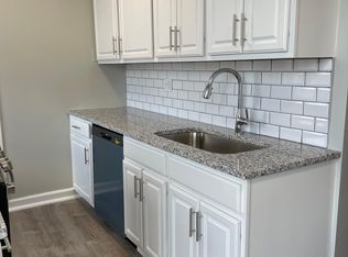 2014 W Estes Ave APT 3S, Chicago, IL 60645