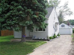 2035 Drouillard Rd, Northwood, OH 43619