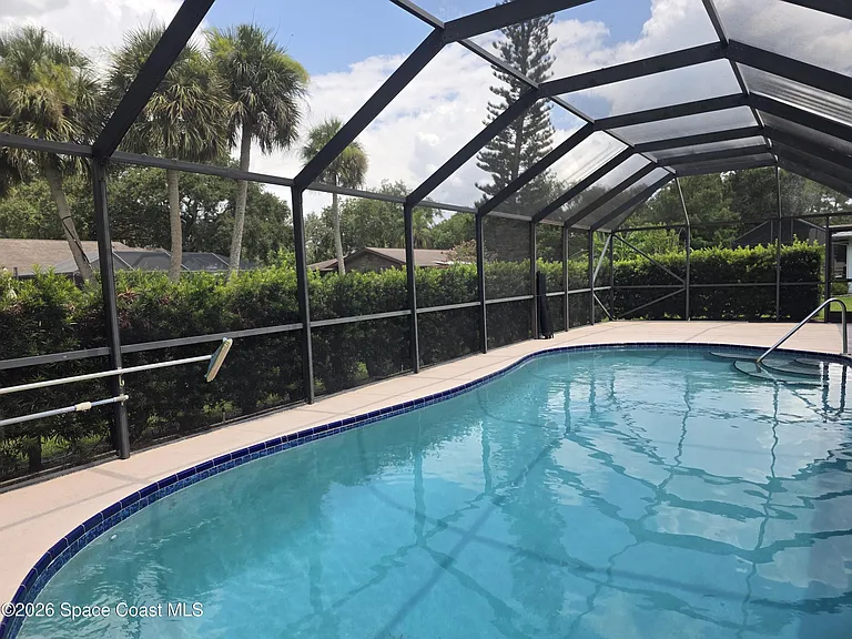 1825 Fox Bay Dr — Photo 24