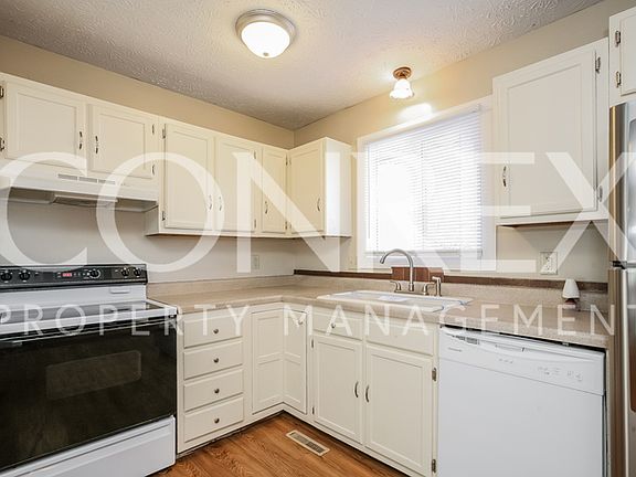 3rd image of 10508 E Tanoan Ln