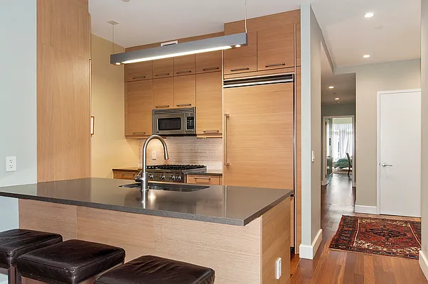 Rented by Douglas Elliman | media 38