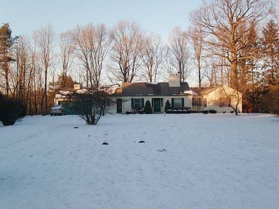 1st image of 29320 Brooks Ln