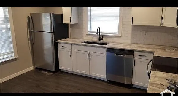3 bed, 1500 sqft, $3,850 — Photo 3