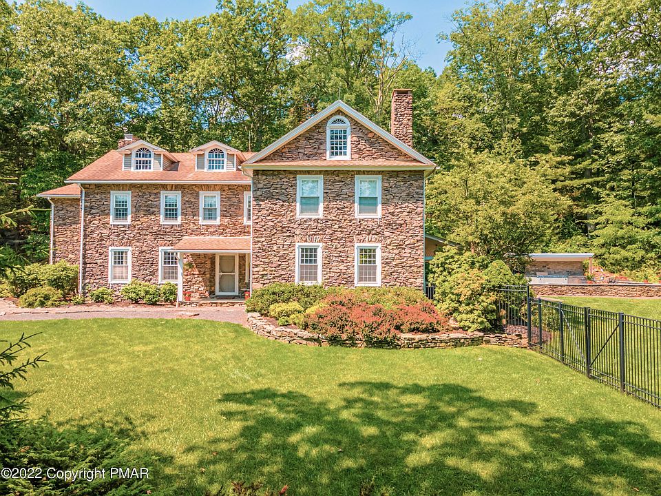 233 Golf Dr, Buck Hill Falls, PA 18323 MLS PM98448 Zillow