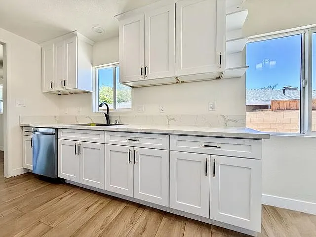 1425 N Marcella Ct — Photo 8