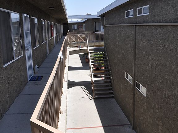 5th image of 13750 Lemoli Ave APT 61