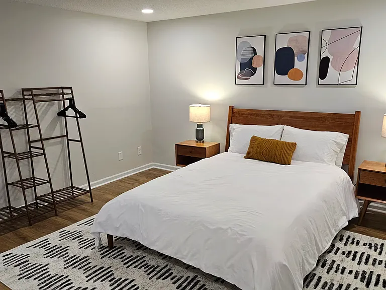 8391 Cliffthorne Way — Photo 24