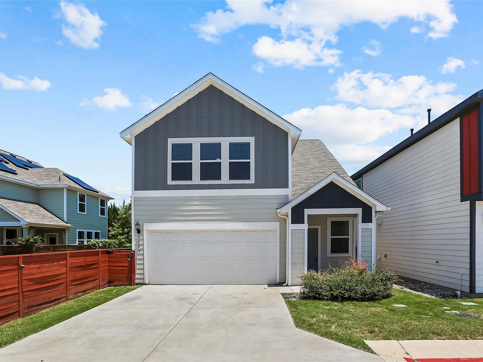 3 bed, 2.5 bath, 1922 sqft, $3,150 — Photo 2