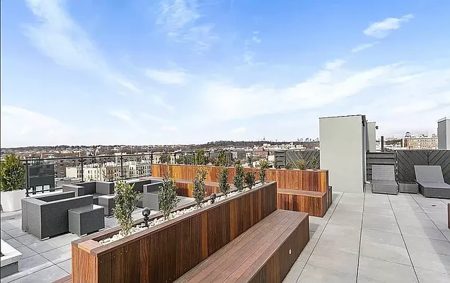 Rented by Zjama Realty Corp | media 12