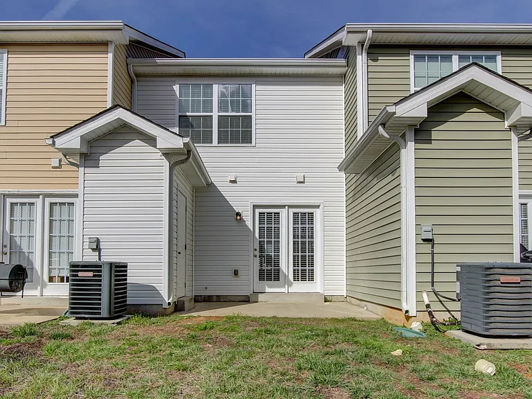 322 Sam Houston Cir — Photo 10