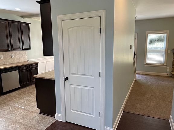 4th image of 225 Claudia Dr
