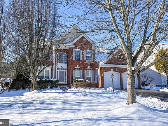 2nd image of 5728 Caribbean Ct