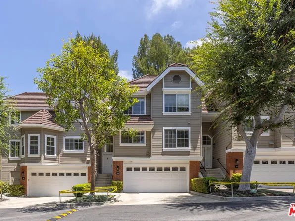 20950 Oxnard St APT 10, Woodland Hills, CA 91367